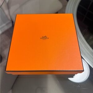 Authentic Hermes belt box.  BOX ONLY
7.75x7.75x2.25”